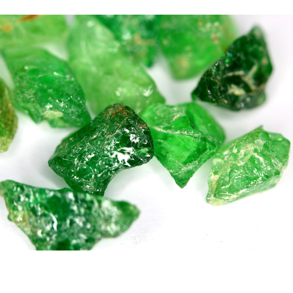 Facet Rough Tsavorite Garnet Gemstones for cutting