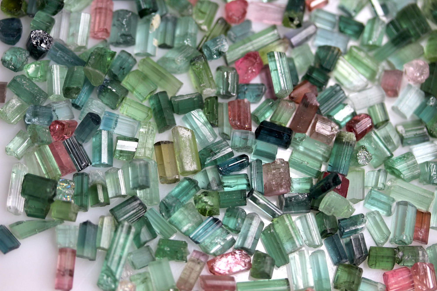 200 carats Rough Green Tourmaline Crystals for Faceting