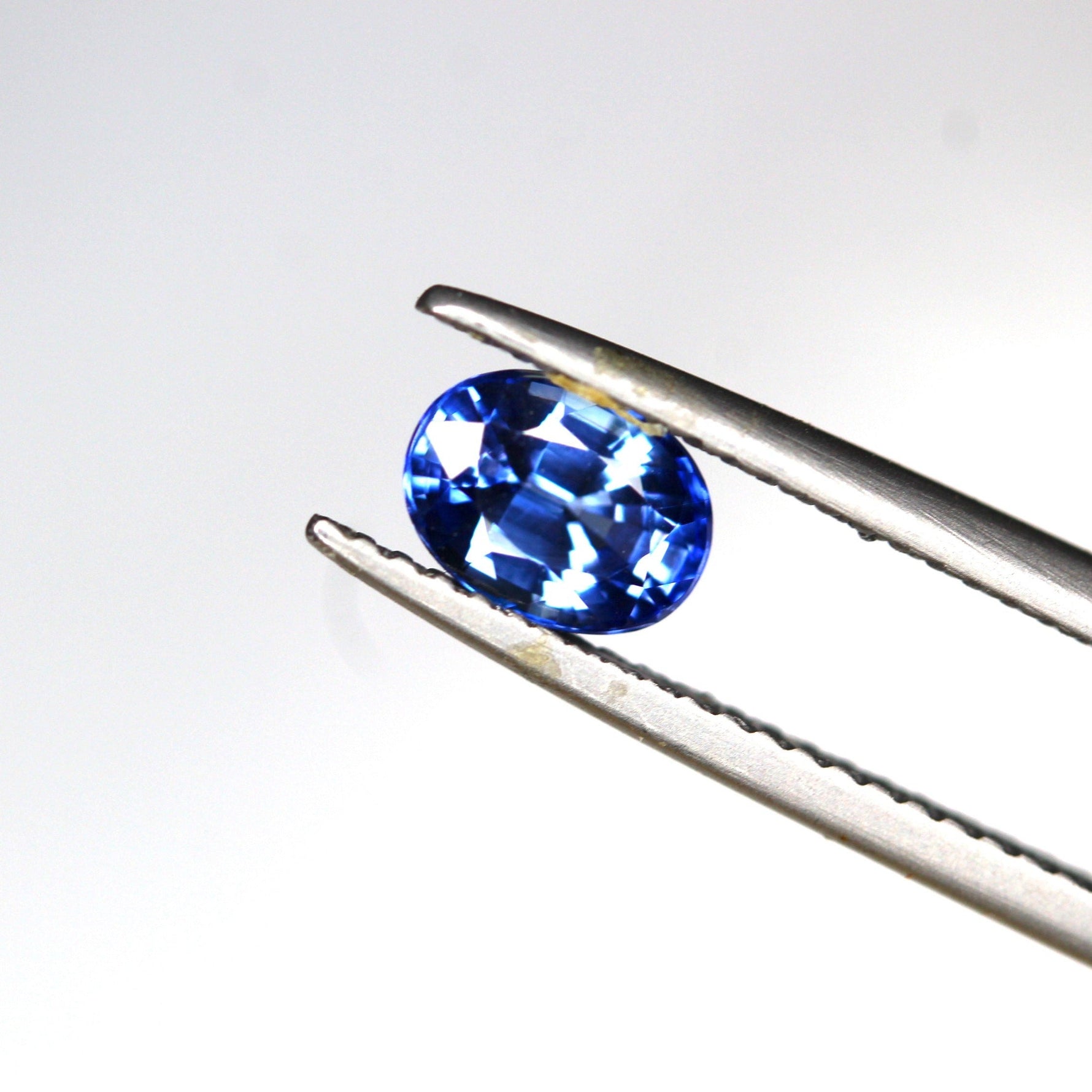 Buy blue sapphire stone