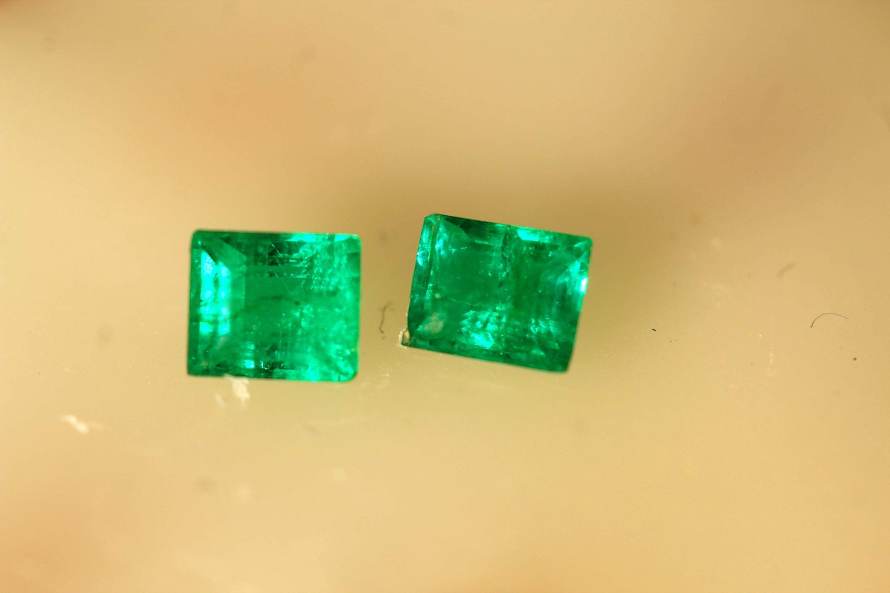 Buy Emerald Stones for jewelry making