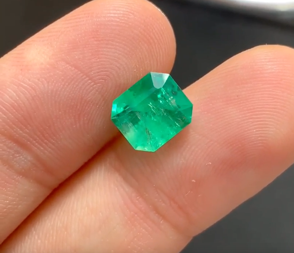 3 carats Faceted Natural Panjshir Emerald Stone