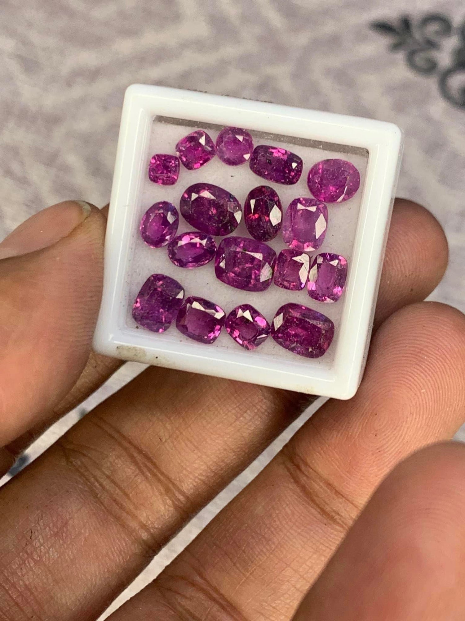 10 carats Natural Kashmir Sapphires Loose Stones