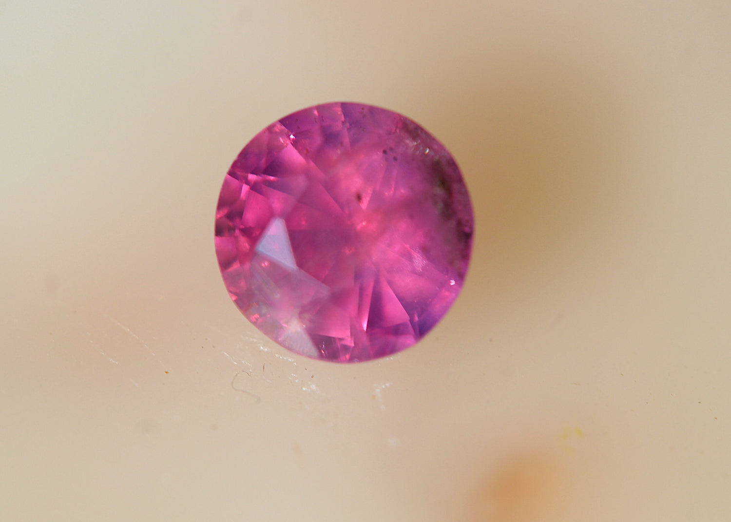 1.50 carats Kashmir Pink Sapphire Loose Stone